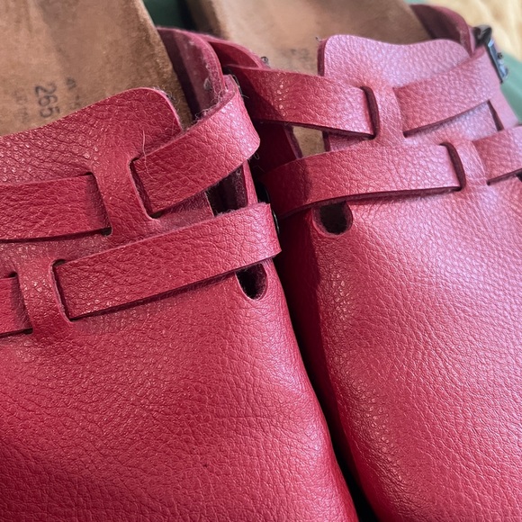 Birkenstock ladies red leather slip on clogs size 41 (10) ladies (8) men - Picture 11 of 11